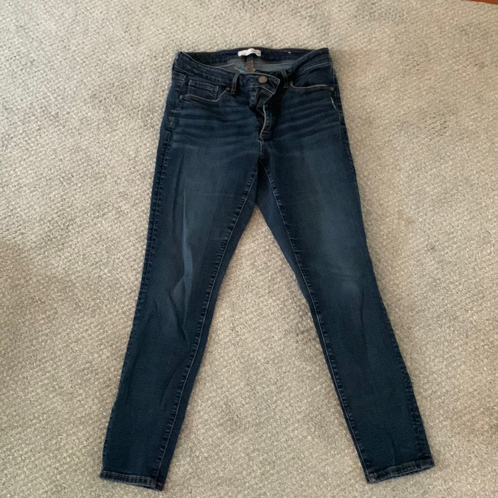 Loft size 6 skinny curvy jeans with stretch